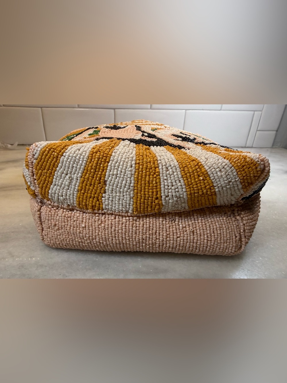 New Release Handcrafted in India Pink Woman Beach Scene Beaded Bag Viral TikTok - Picture 4 of 6